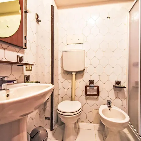 Casa Rossa By Interhome Мадезимо